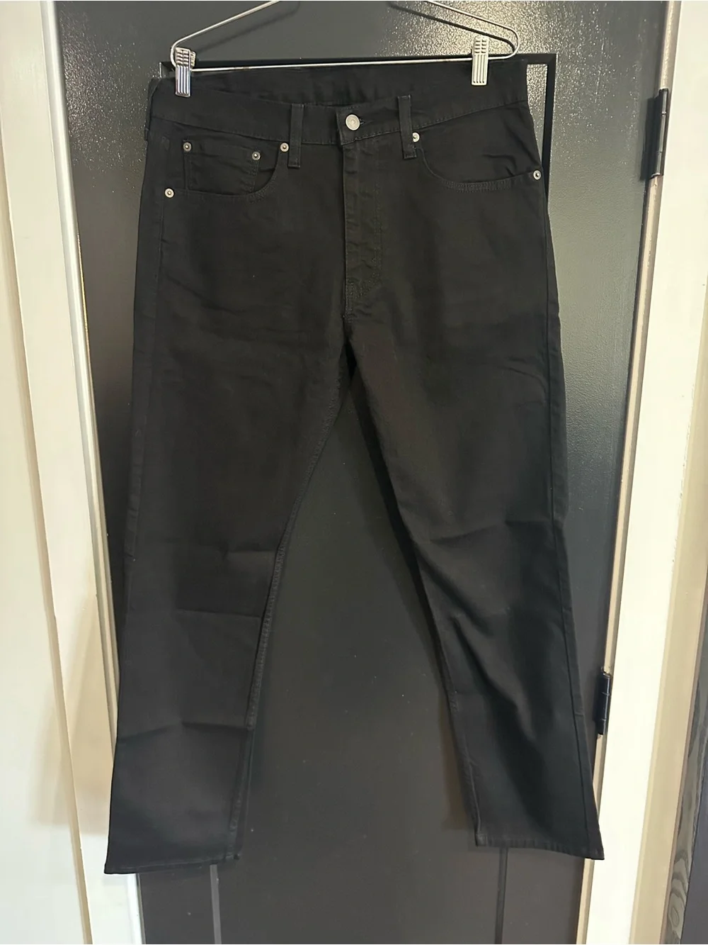 Levi’s Black 502 Jeans